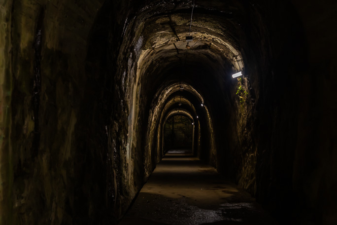 人道トンネルを潜り抜けて観音崎に戻る