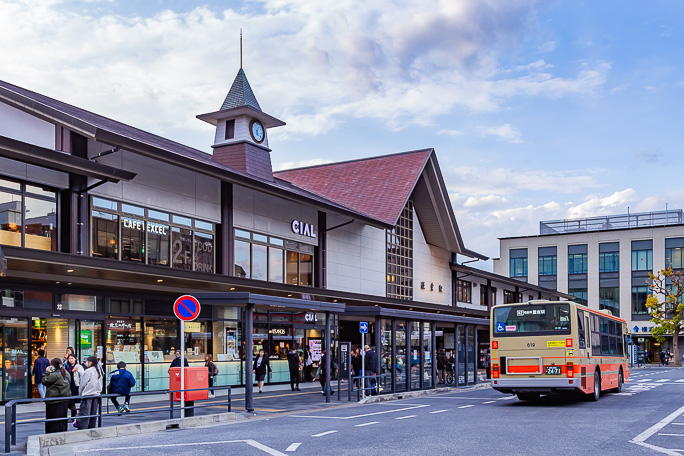 江ノ電とJRが接続する鎌倉駅