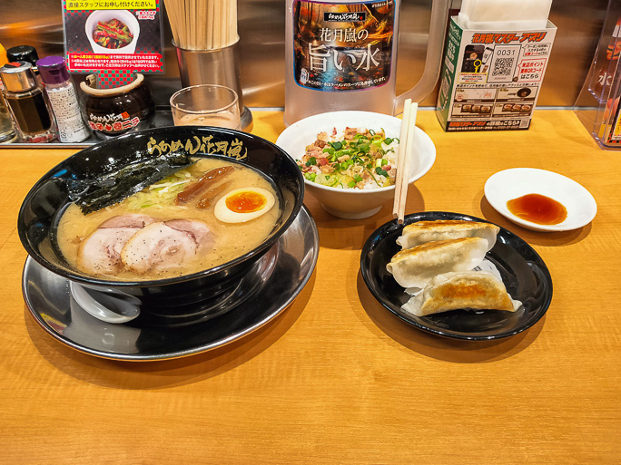 大森付近でラーメン屋に立ち寄り、結局、食べ直し