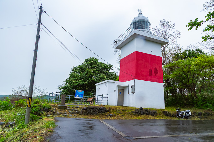 街を見下ろす高台にある増毛灯台にも立ち寄る