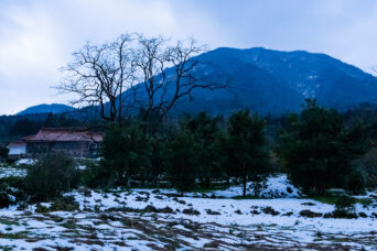 JR山口線・青野山駅付近から望む青野山（島根県：2026年1月）