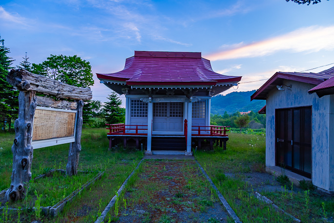 大岸琴禅神社まで進んで参拝していく