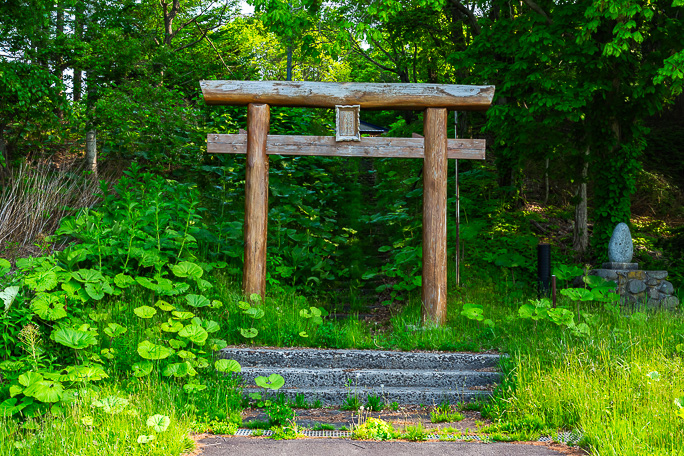 豊幌集落でも豊幌神社に参拝していく