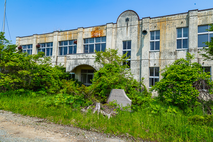 湯別集落にあった湯別小学校跡
