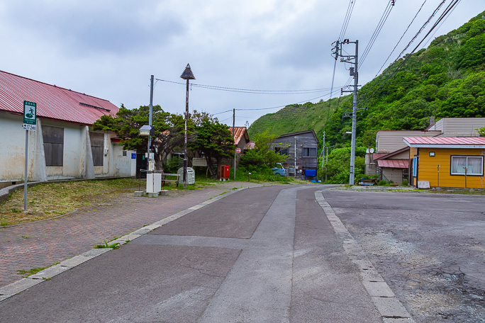 神岬町にある尾根内集落でコミセンとなった神岬小学校跡を探訪