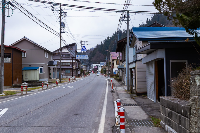 1時間37分の乗り継ぎ待ちの時間を利用して南小谷の街を散策