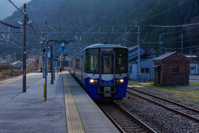 えちごトキめき鉄道日本海ひすいライン・あいの風とやま鉄道鉄道線・市振駅（新潟県：2026年3月）