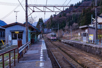 富山地方鉄道本線・内山駅(富山県:2026年3月)