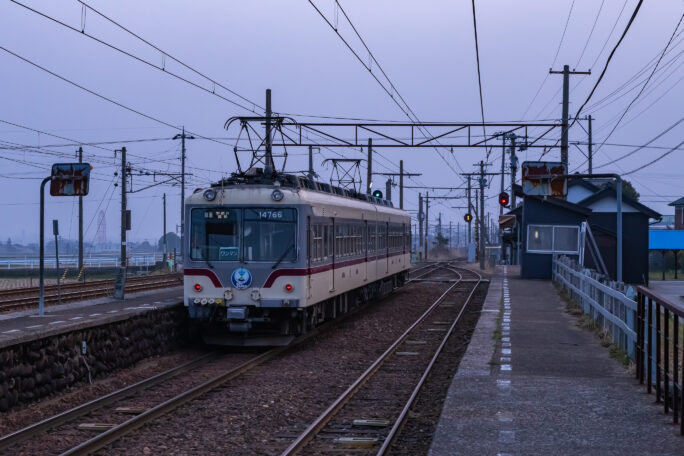 富山地方鉄道本線・早月加積駅（富山県：2026年3月）