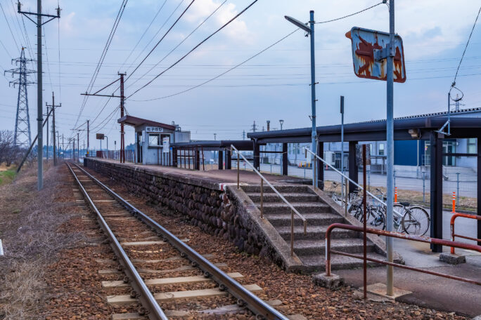 富山地方鉄道立山線・稚児塚駅（富山県：2026年3月）
