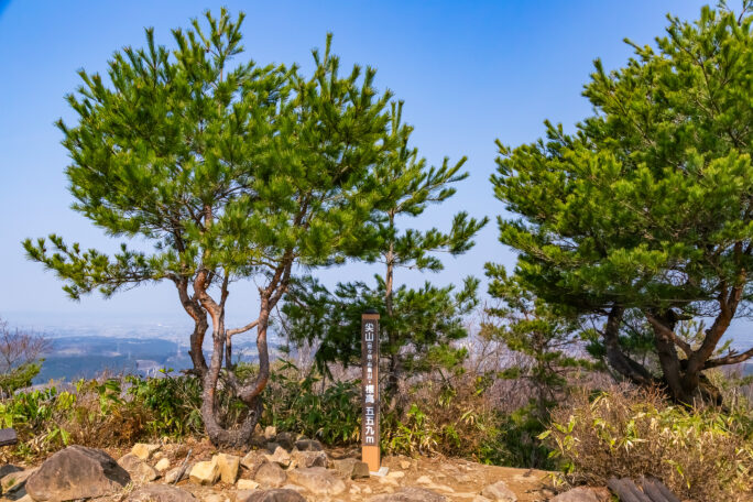 富山地方鉄道立山線・横江駅付近・尖山（富山県：2026年3月）