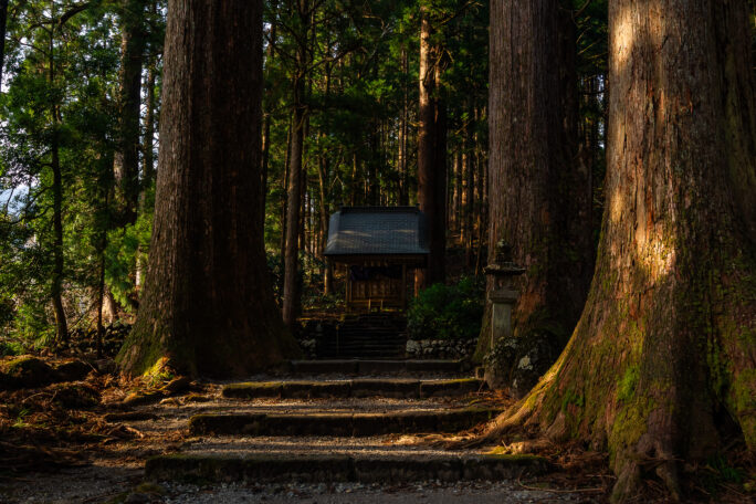 呉東・立山・雄山神社中宮祈願殿（富山県：2026年3月）