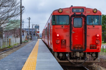 JR氷見線・島尾駅(富山県:2026年4月)