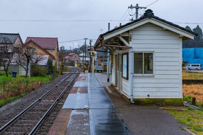 JR氷見線・越中国分駅（富山県：2026年4月）