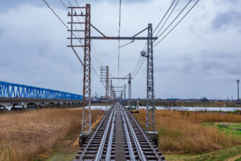 万葉線・新湊港線・六渡寺駅付近・庄川橋梁（富山県：2026年4月）