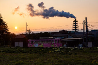 万葉線・高岡軌道線・中伏木停留場付近（富山県：2026年4月）