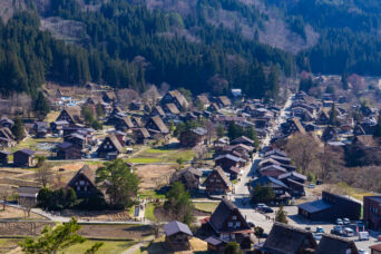 飛騨・白川・荻町集落（岐阜県：2026年4月）