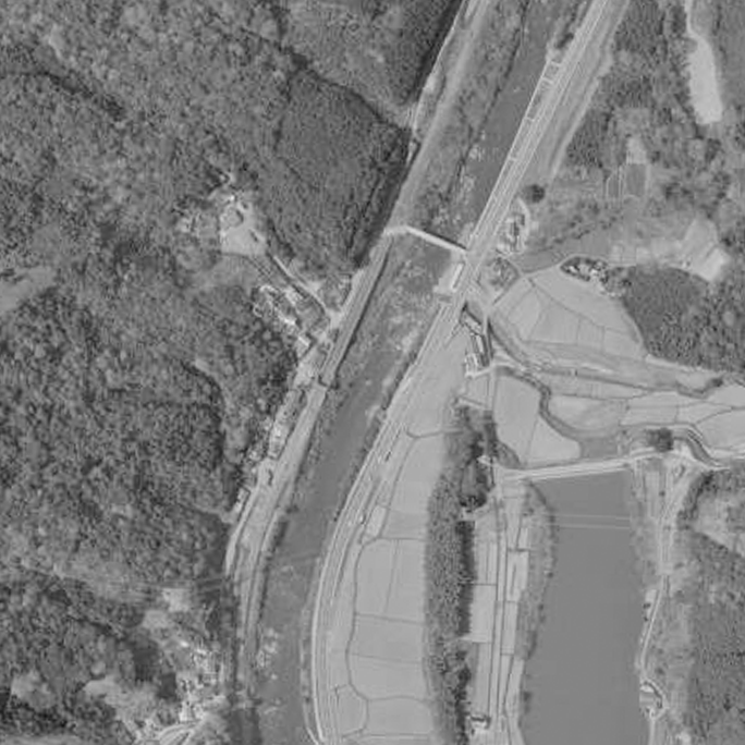 詳細旧版空撮画像：湯ノ峠駅周辺（1987年4月24日）