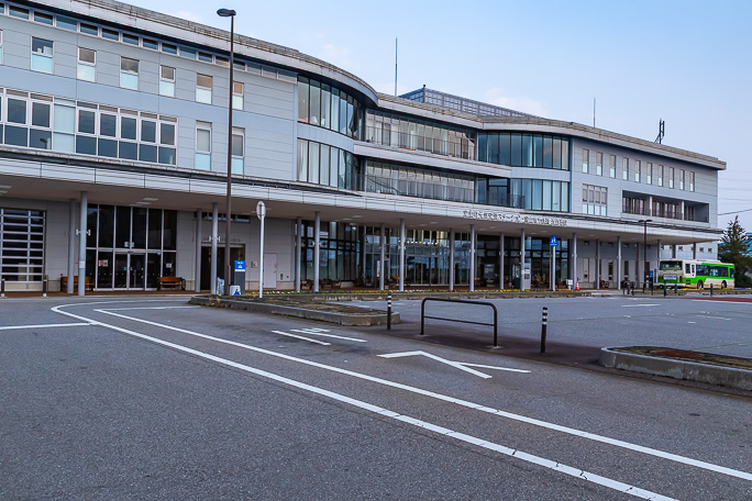 立山線の中核駅と言える五百石駅
