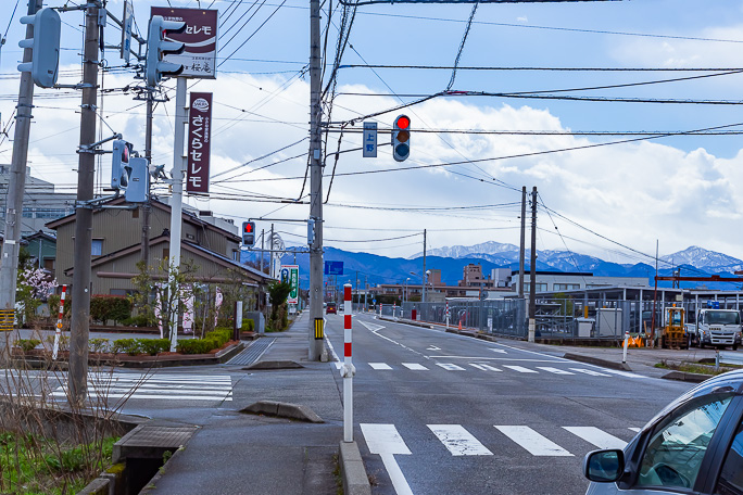上野駅も同様に交差点名にその名を残している