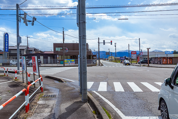 熊野駅跡は富山地鉄建設株式会社の事務所に転用されている