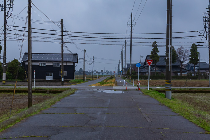 車道との交差点付近にあったと思われる野尻駅跡
