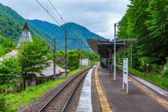 野岩鉄道会津鬼怒川線・上三依塩原口駅（栃木県：2026年5月）