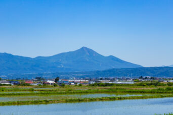 会津・入豆田集落付近から望む磐梯山(福島県:2026年5月)