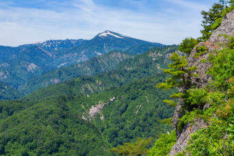 会津・只見・蒲生岳から望む浅草岳（福島県：2026年6月）