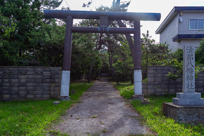 清部集落の中にある清部八幡神社