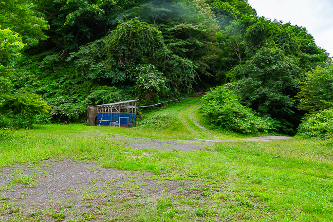 小砂子川を遡ったところにある坑道跡