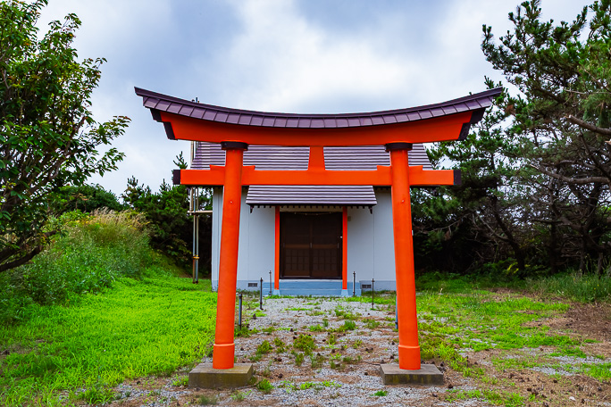 洲根子岬の大崎稲荷神社を参拝