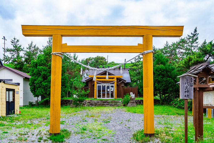 青苗集落内に新しく建立された青苗事代主神社