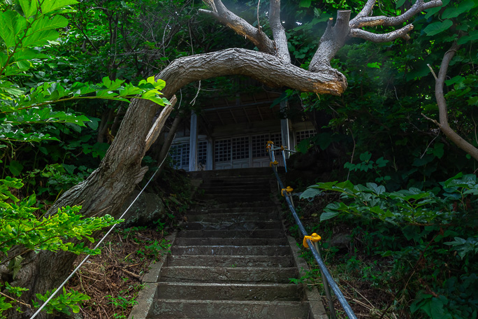 稲穂地区の鴎埼神社を参拝